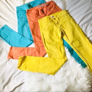 Bundle of 3 Aeropostale Vibrant Skinny Jeans, 0